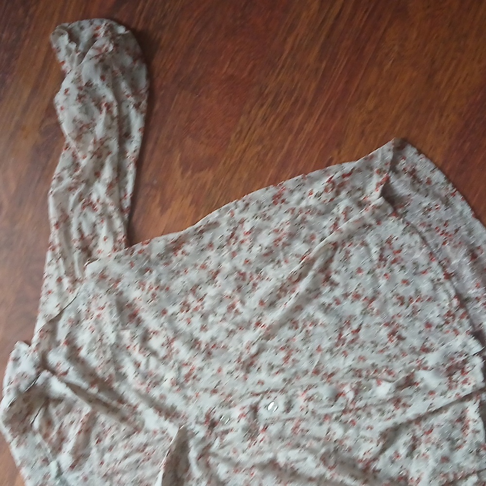 Floral‎ blouse - Picture 5 of 8